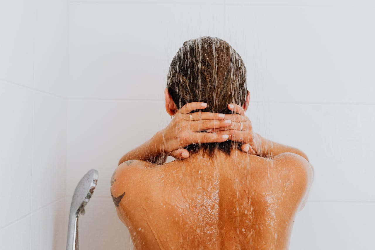 Is Fitkari Good for Your Skin? Dermatologist-Backed Benefits Explained