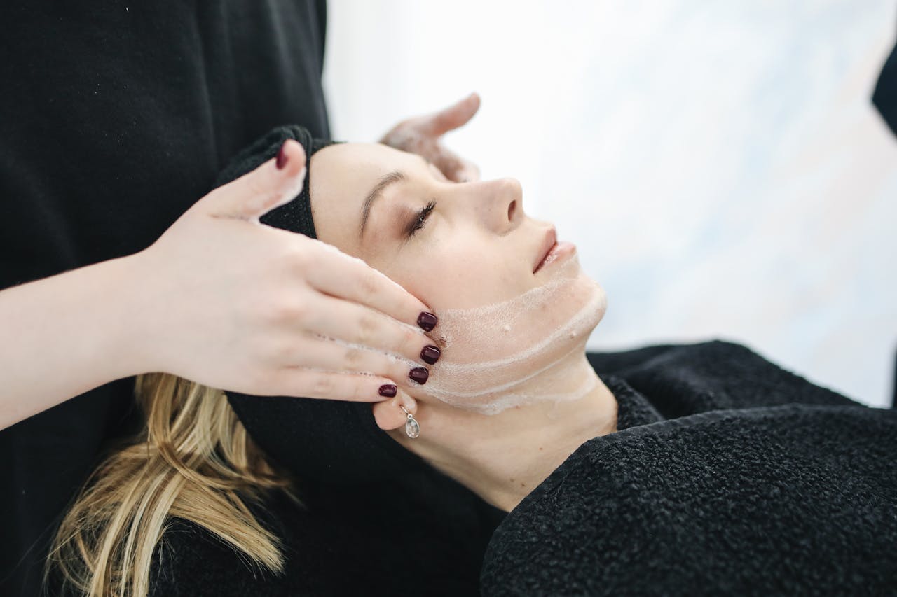 Best Korean Toners for Oily & Acne-Prone Skin (2025 Edition)