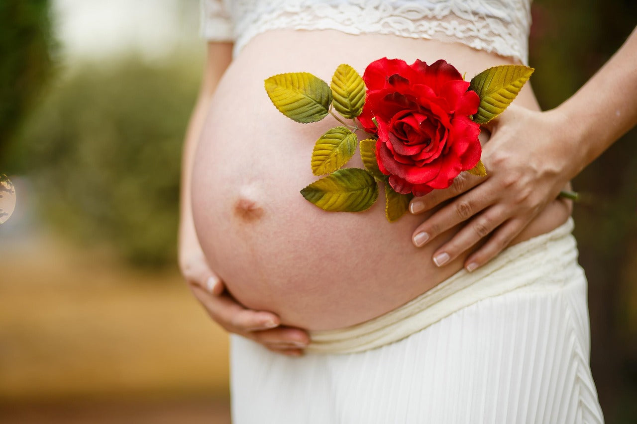 Why Retinol Shouldnât Be in Stretch Mark Oils | Pregnancy-Safe Skincare India