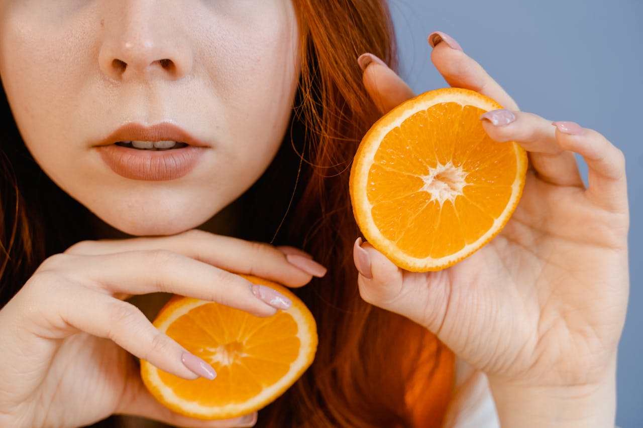 Can Niacinamide be Used with Vitamin C? Benefits, Comparison & Top Picks